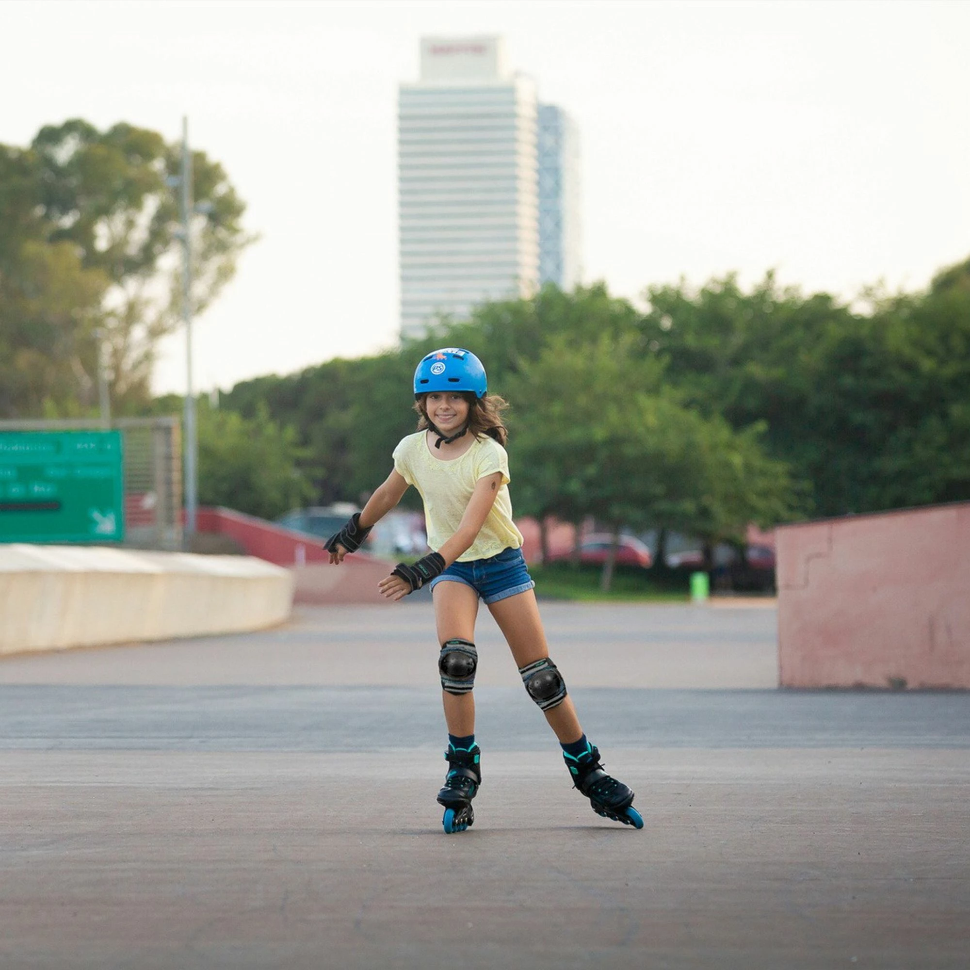 Playlife Joker Yellow Glow Skate Combo Kinder (verstellbar) Schwarz - Blau 8 Playlife Joker Yellow Glow Skate Combo Kinder (verstellbar) Schwarz - Blau – Bild 6